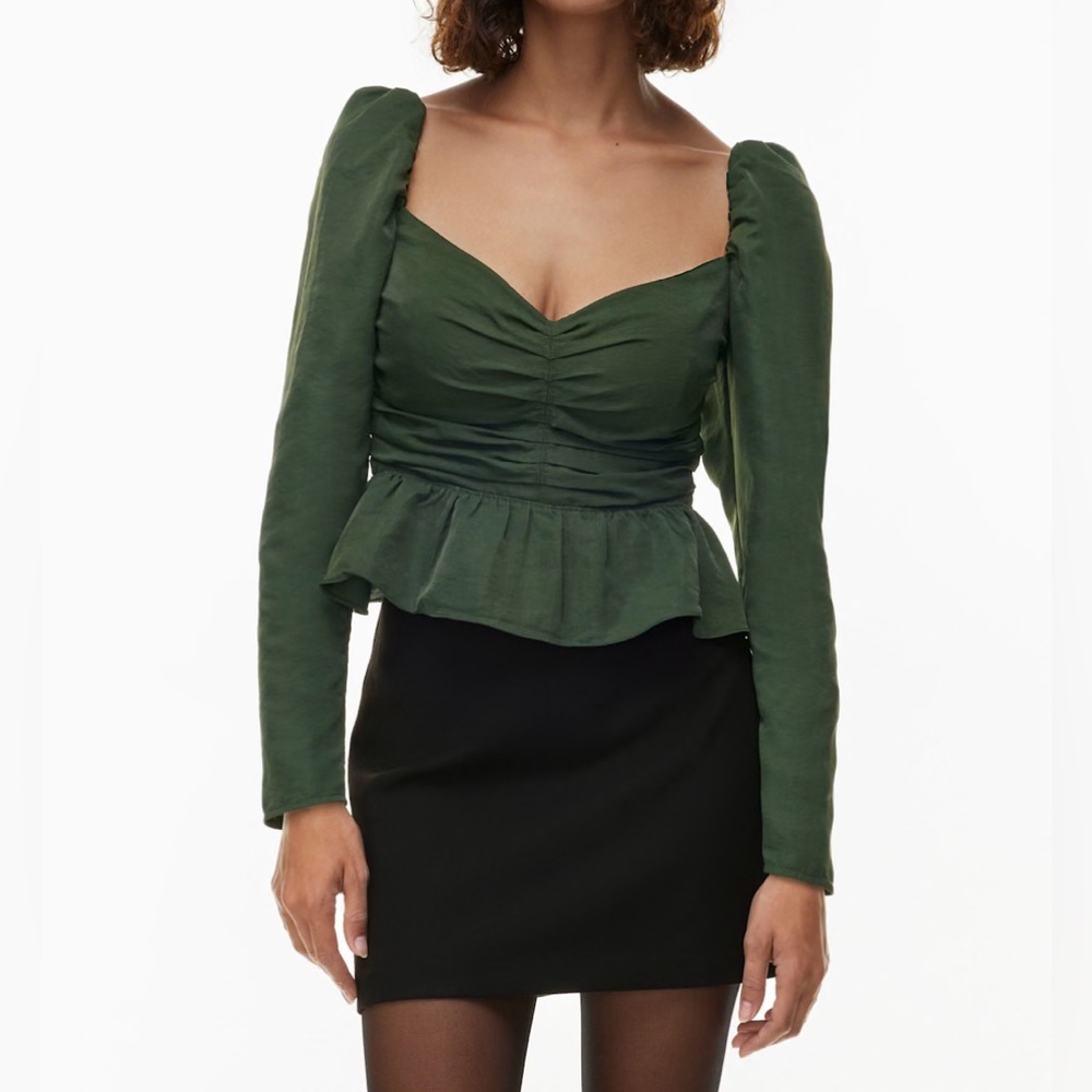 Wilfred Marilyn Blouse

Ruched twill longsleeve peplum blouse
Rich Pndl Green